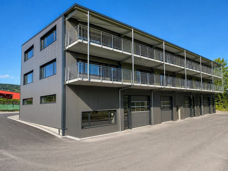 350 m2 of workspace in Landeron, Industrial and Artisanal (9)