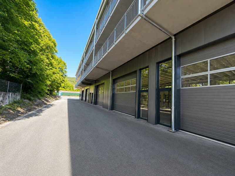 350 m2 of workspace in Landeron, Industrial and Artisanal (10)
