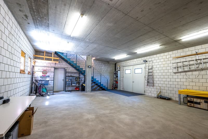 Beheiztes Atelier mit Waschtrog und WC