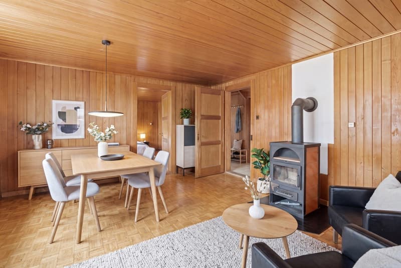 Bauernhaus / Ferienhaus mit separaten Doppelgaragen (30)