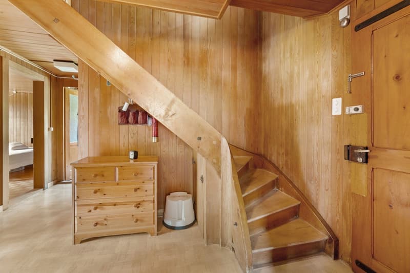 Bauernhaus / Ferienhaus mit separaten Doppelgaragen (16)