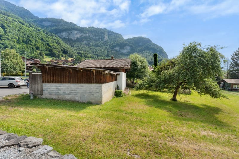 Bauernhaus / Ferienhaus mit separaten Doppelgaragen (51)
