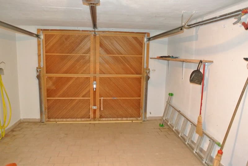 Garage im Untergeschoss