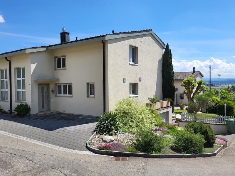 Casa a schiera di 4,5 locali in posizione soleggiata (4)
