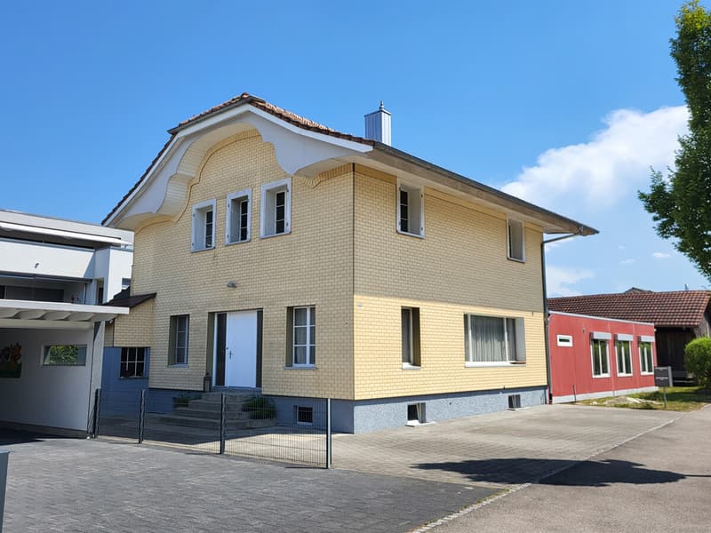 Spacious two-family house with residential pavilion (1)
