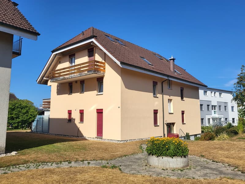 Bright 3.5-room attic apartment with gallery (1)