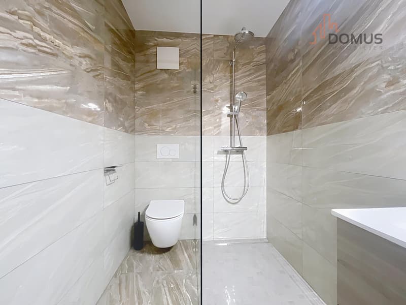 Spacious modern apartment with large terrace in recent building (11)