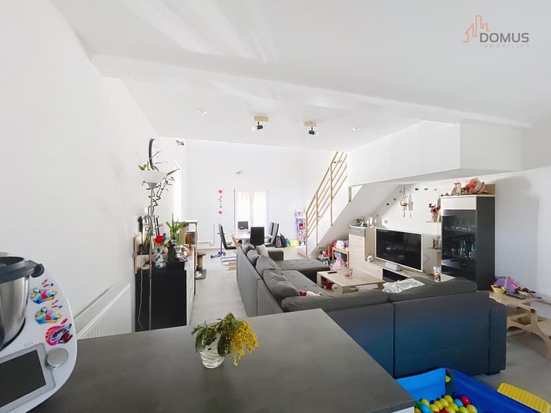Zu vermieten in Courgenay? Renovierte Wohnung mit Charme (7)