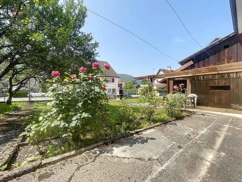 House with great potential? Ideal for DIY enthusiast or investor (2)