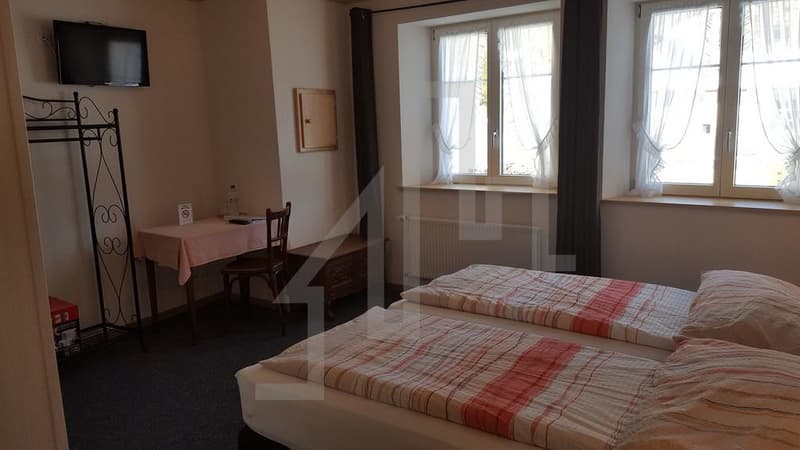 Well-maintained hotel (6)