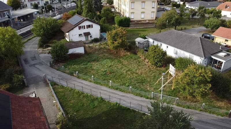 Terrain à bâtir d'env. 500 m² au centre de Courgenay (11)