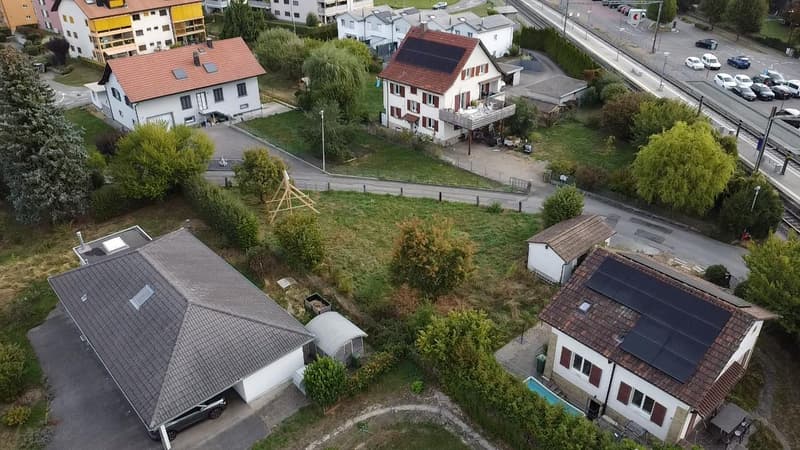 Terrain à bâtir d'env. 500 m² au centre de Courgenay (8)