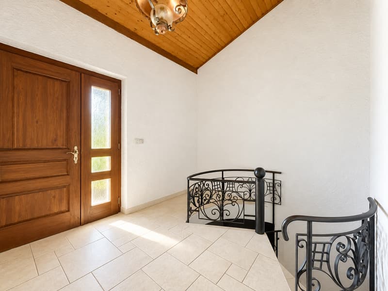 Villa individuelle avec piscine sur magnifique parcelle arborisée (10)