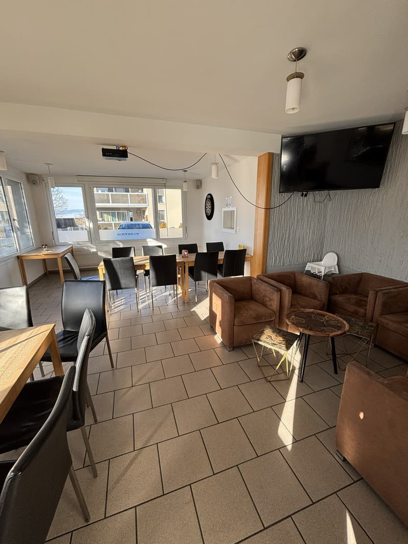Restaurant an bester Lage in Wünnewil (3)