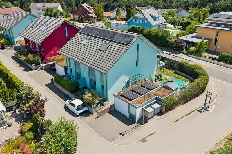 Attraktive Liegenschaft an zentraler Lage in Wünnewil (1)