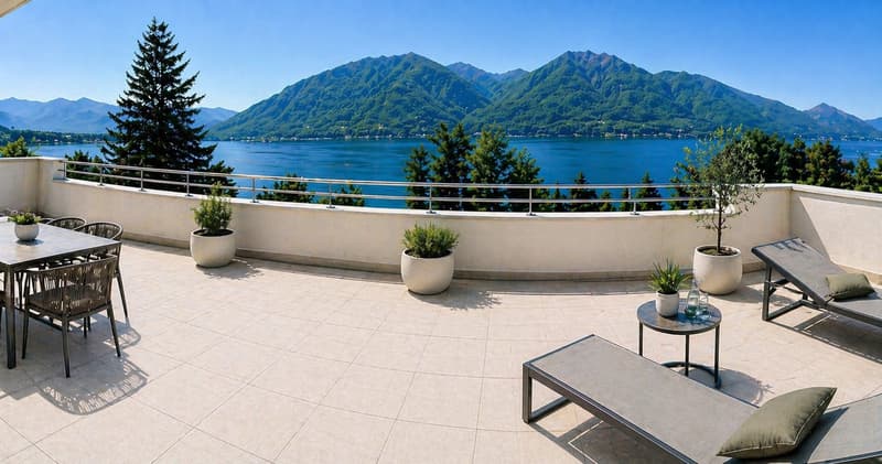 Residenza secondaria - Attico con magnifica vista lago in zona molto tranquilla (1)