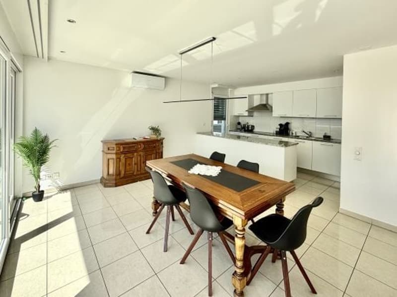 Residenza secondaria - Attico con magnifica vista lago in zona molto tranquilla (5)