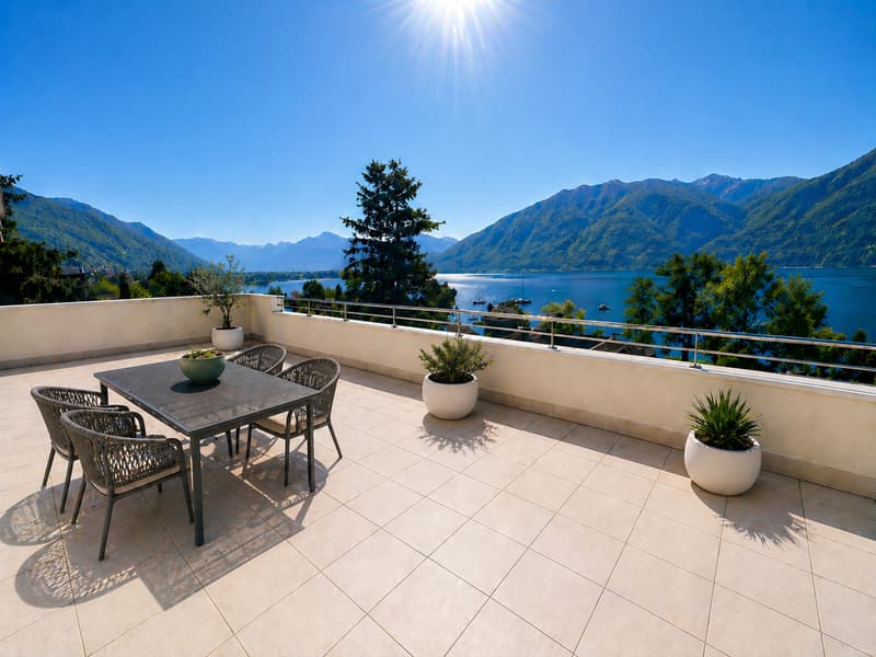Residenza secondaria - Attico con magnifica vista lago in zona molto tranquilla (4)