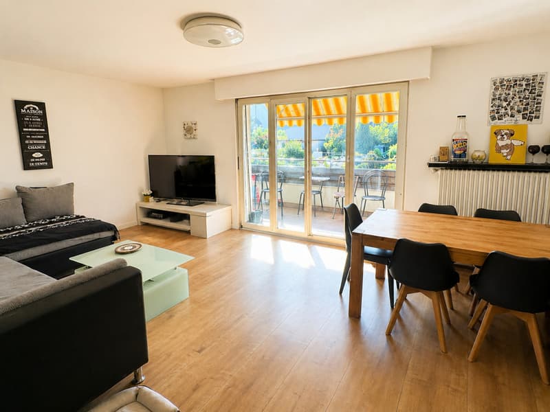 APARTMENT 4.5 ROOMS BRIGHT WITH SOUTH-FACING BALCONY TWO STEPS FROM THE CENTER OF MARTIGNY (1)