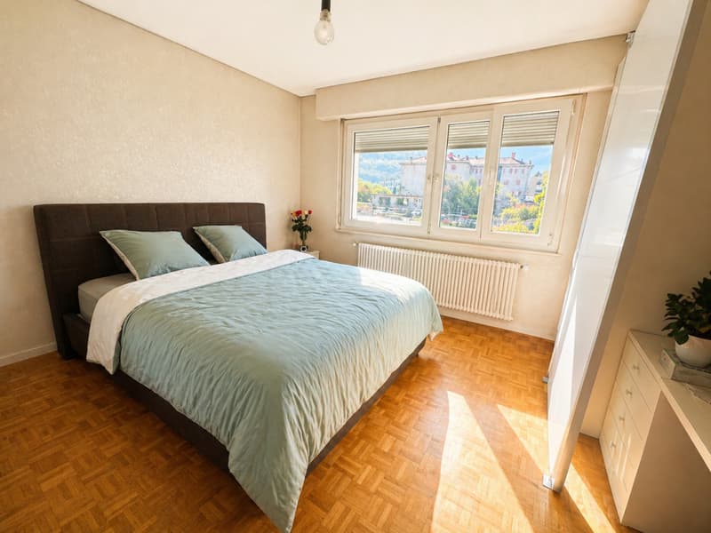 APARTMENT 4.5 ROOMS BRIGHT WITH SOUTH-FACING BALCONY TWO STEPS FROM THE CENTER OF MARTIGNY (4)