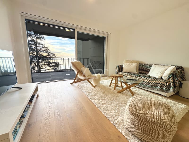 SPACIOUS 3.5-ROOM APARTMENT OFFERING A BREATHTAKING VIEW! (3)