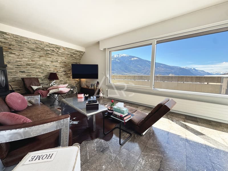 DUPLEX D'EXCEPTION DE 8.5 PIÈCES AVEC ASCENSEUR PRIVATIF ET VUE PANORAMIQUE À SIERRE (6)