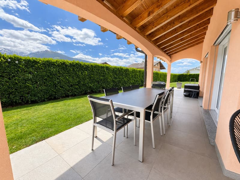 VILLA 6.5 ROOMS WITH LARGE GARDEN AND UNOBSTRUCTED VIEW (9)