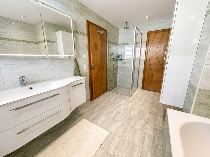 VILLA 6.5 ROOMS WITH LARGE GARDEN AND UNOBSTRUCTED VIEW (6)