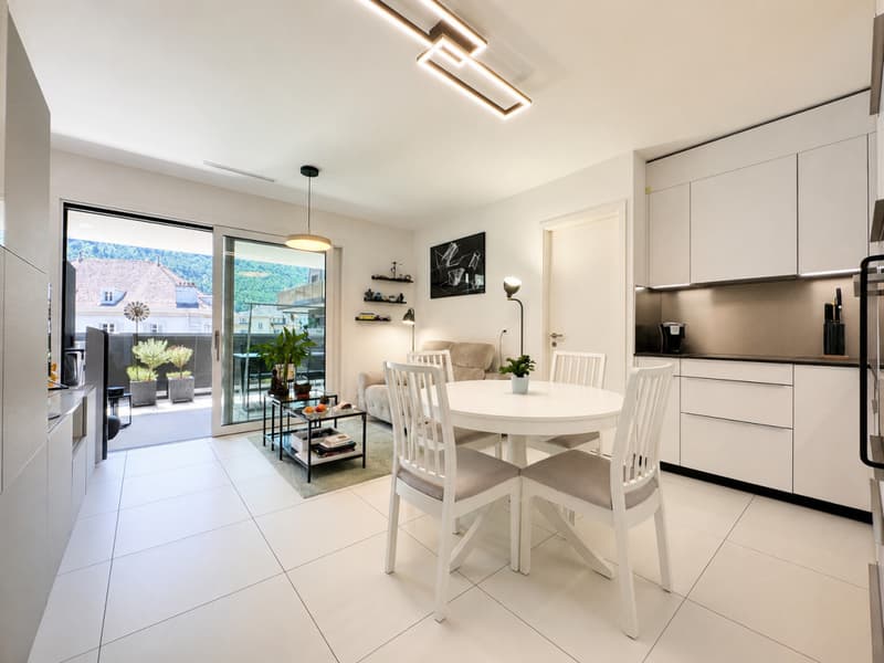 MAGNIFIQUE 2.5 PIÈCES MINERGIE AVEC GRAND BALCON (3)