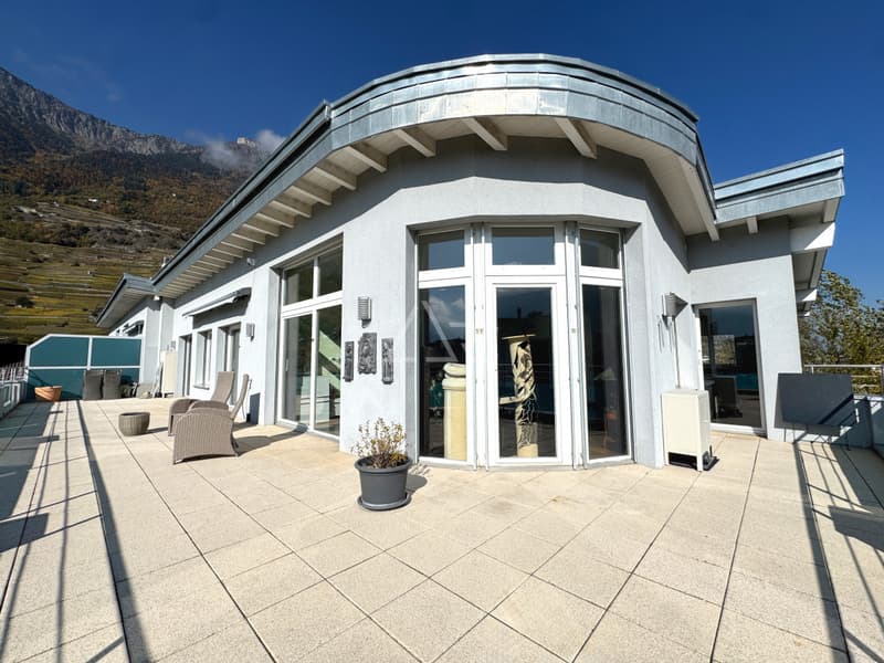 ATTIQUE AVEC VUE PANORAMIQUE AU COEUR DE FULLY (3)