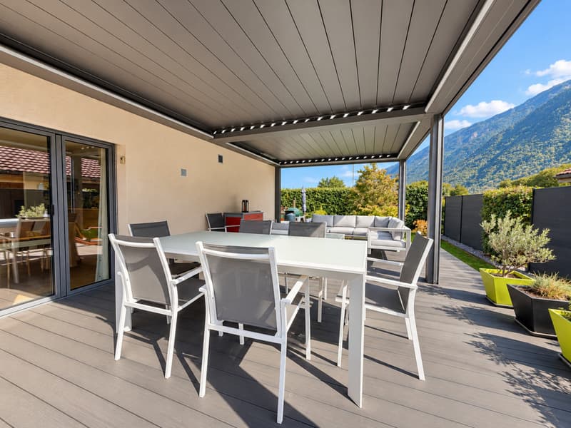 VILLA INDIVIDUELLE PARFAITEMENT ENTRETENUE AVEC GRAND JARDIN (4)