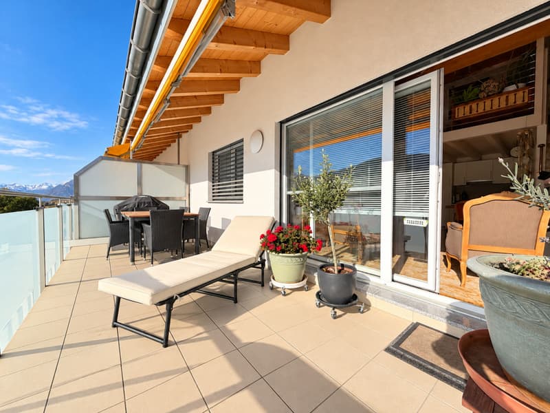 MAGNIFIQUE ATTIQUE DE 2.5 PIÈCES AVEC MEZZANINE ET GRAND BALCON À CHAMPLAN (8)