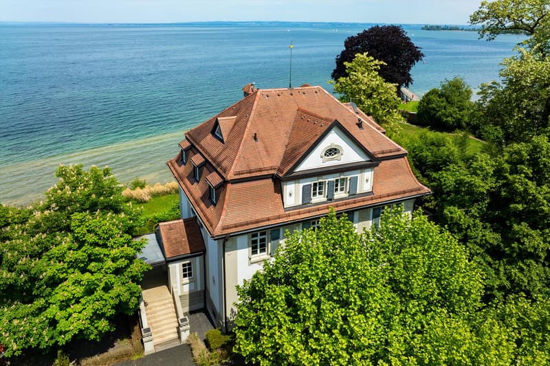 Traumlage am Bodensee – geniessen Sie eine unvergleichliche Weitsicht und grenzenlose Möglichkeiten.
