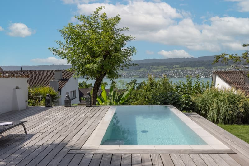 6½-room semi-detached house with a wonderful lake view in Herrliberg (3)