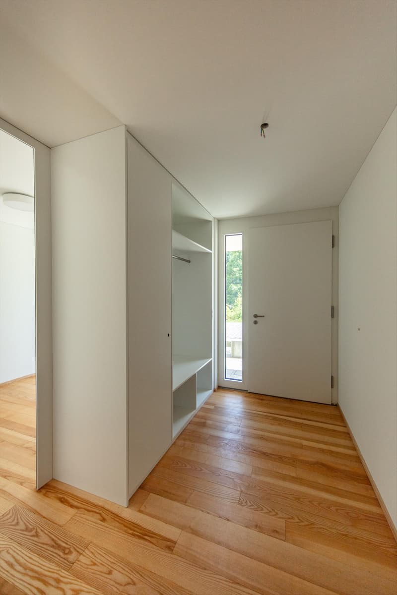 "Tschampani" - Grosszügiges 5.5-Zimmer Haus im Grünen. (1)