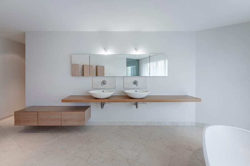 Living with a panoramic view and tax benefits. (6)