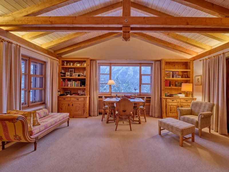 Chesa Nova - Villa in sunny central location in St. Moritz village. (5)