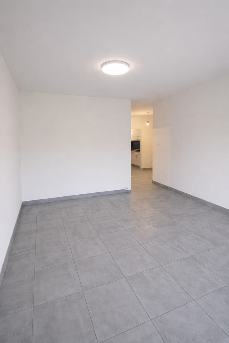 Wohnung 3.5 Zimmer in La Chaux-de-Fonds – komplett renoviert und hell! (7)