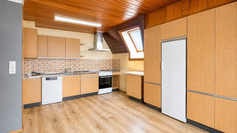 Appartement 4.5 pièces lumineux à louer à Malleray – disponible immédiatement (2)