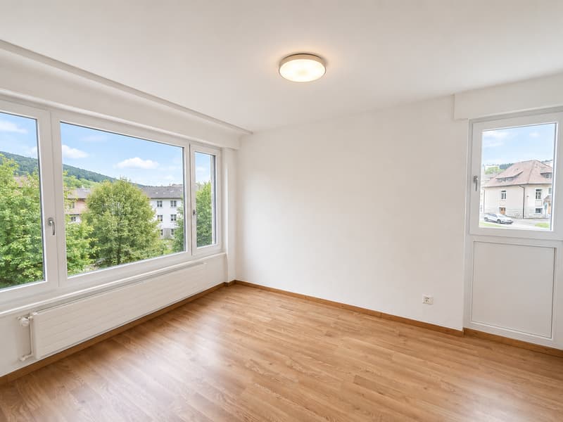 Apartment 3.5 rooms with balcony and beautiful view on the first floor – Le Locle (7)