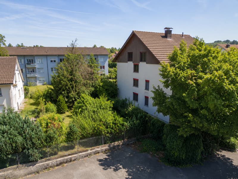 Bright 3.5-room apartment with balcony in Biel – available immediately! (1)