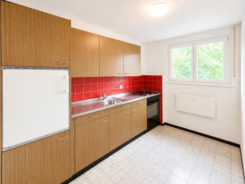 Helle 3.5-Zimmer-Wohnung mit Balkon in Ipsach – ab sofort verfügbar! (2)