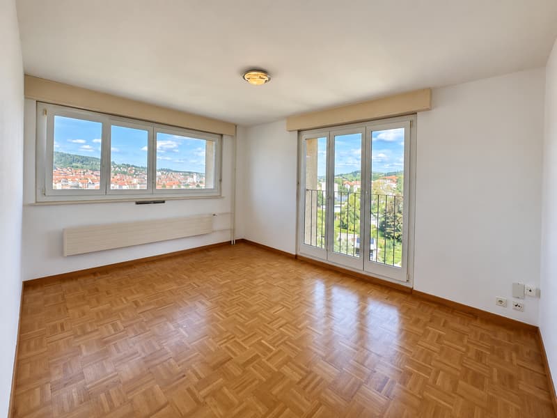 Lumineux appartement de 3.5 pièces avec belle vue dégagée (4)