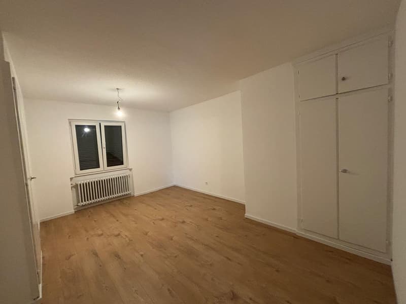 Appartamento luminoso di 4 locali con balcone ad Aarwangen (7)