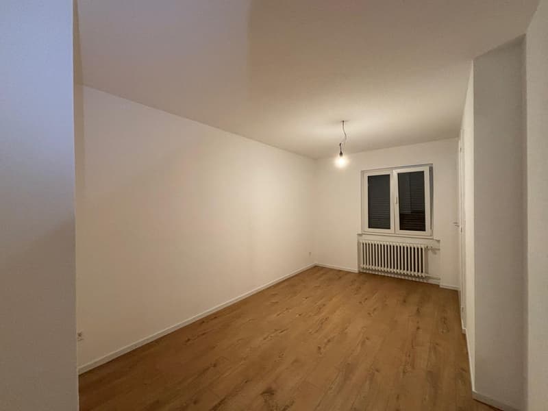 Appartamento luminoso di 4 locali con balcone ad Aarwangen (6)