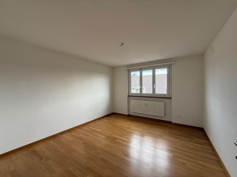 Helle 3-Zimmer-Wohnung mit Balkon in Biel (8)