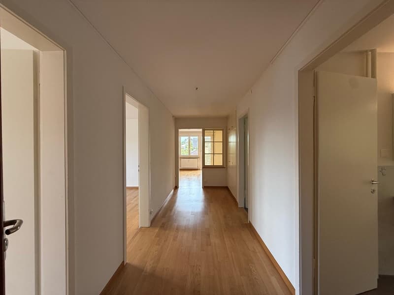 Helle 3-Zimmer-Wohnung mit Balkon in Biel (9)