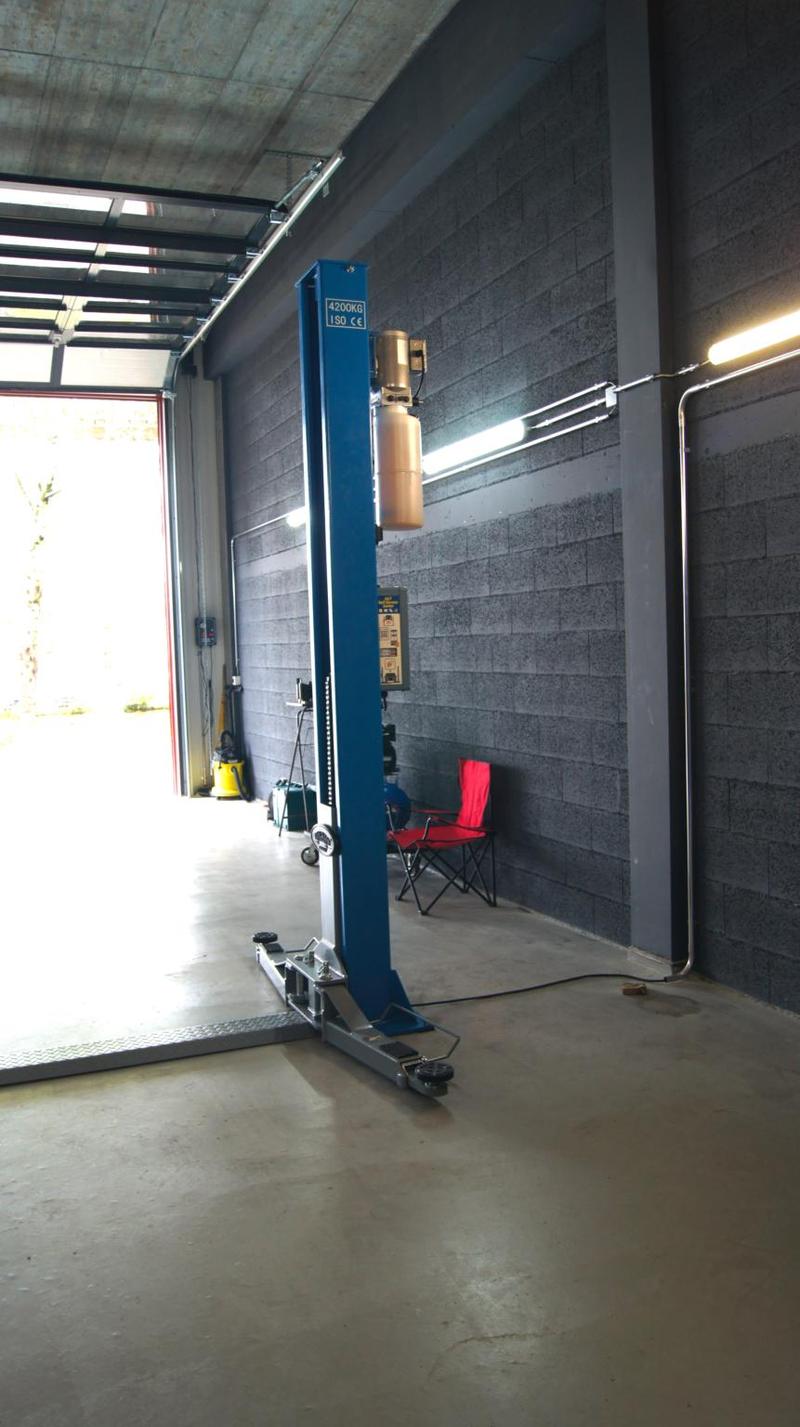 Commercial space for rent in 1844 Villeneuve VD, 100m2, from 1500.- (9)