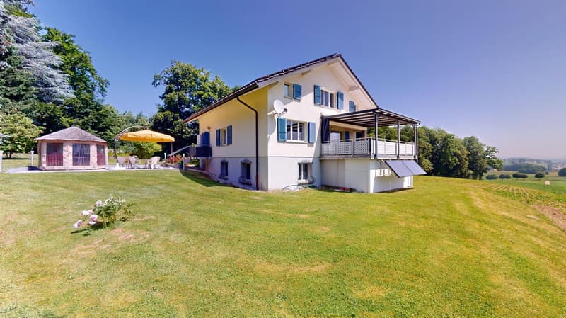 Villa des Champs – A privileged living environment with an exceptional plot (2)