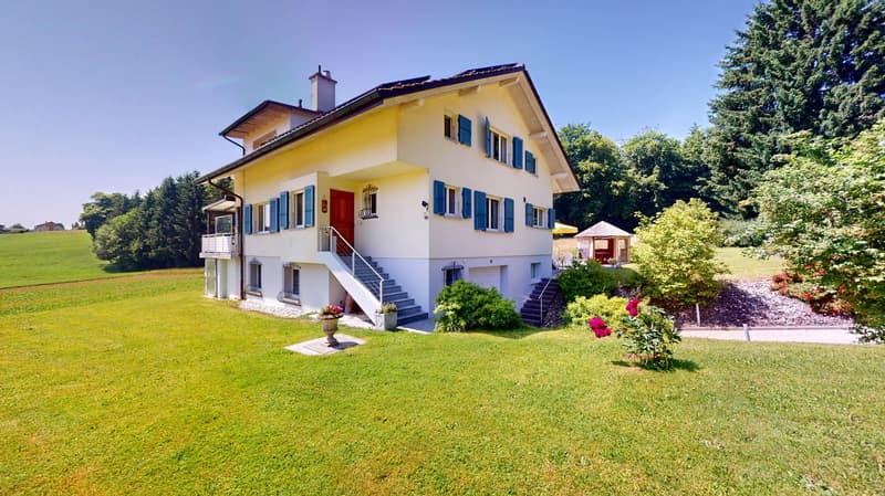 Villa des Champs – A privileged living environment with an exceptional plot (1)